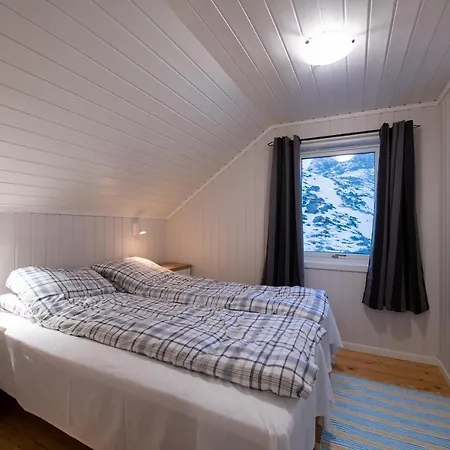 Nyken - The House Nyksund